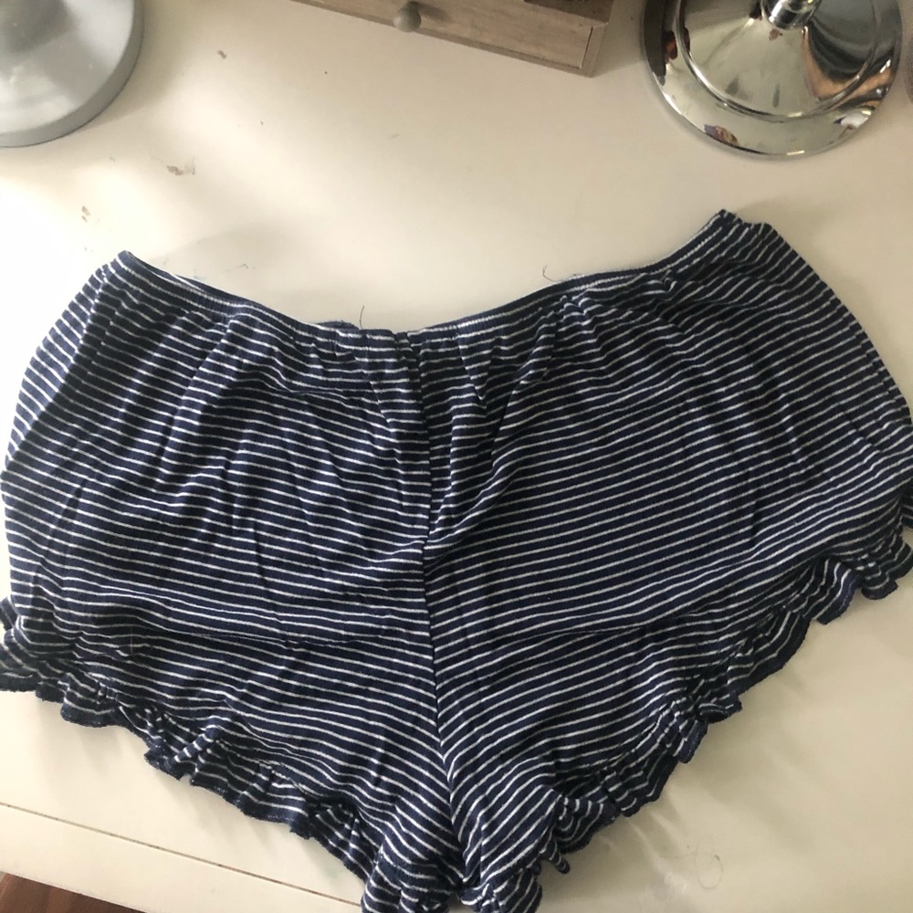Brandy Melville flowy shorts